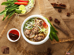 Phở đui bò quá hấp dẫn luôn !