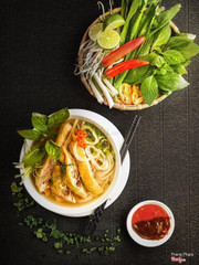 Phở Gà Đùi, thơm ngon. Gà ta nha.