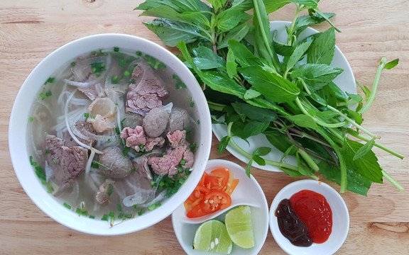 Thành Long - Phở Bò