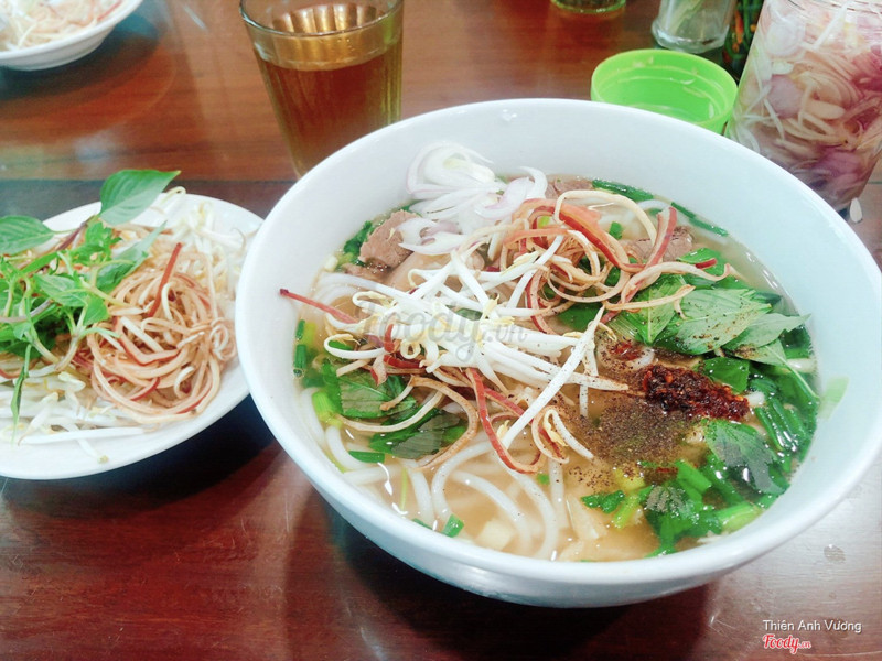 Bún bò huế Trịnh - 35k