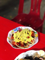 Bánh tráng tỏi thập cẩm