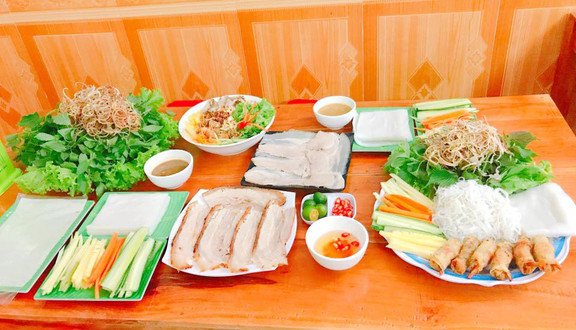 Bánh Tráng Cuốn Thịt Heo - Đặc Sản Đà Nẵng - Ngư Hải