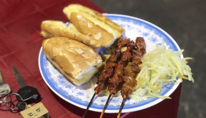 Góc Cột Điện - Bánh Mì Bò Nướng