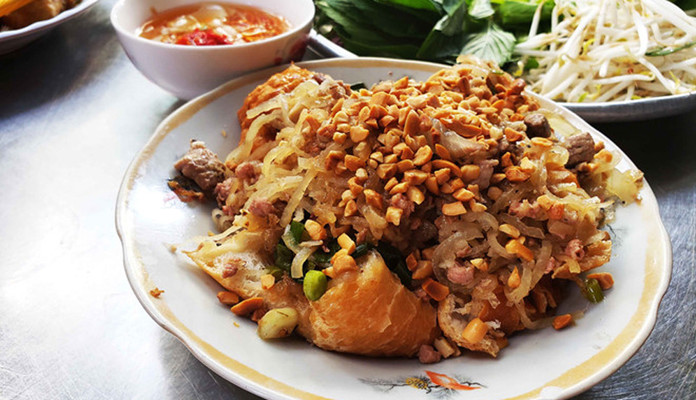 Cô Điệp - Bánh Mì Hấp