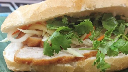 Bánh Mì Chả Nóng Dũng Hạnh - Đường 19/5