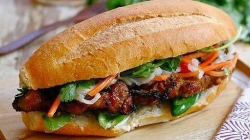 Bánh Mì Thịt Xiên - 99 Thiên Lôi