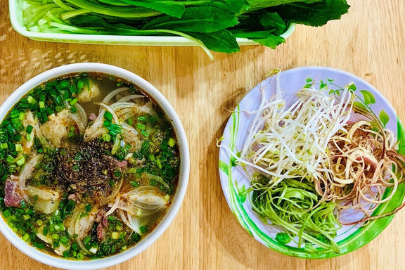 Phở Mắt Bò - Trần Văn Khéo