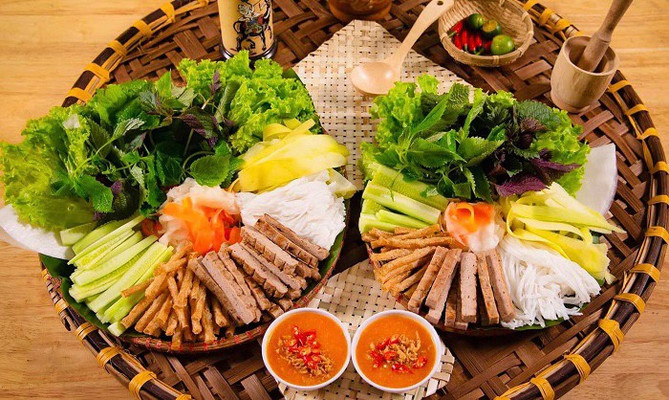 Tiệm Ăn Vặt Vivi - Buffet Nem Nướng