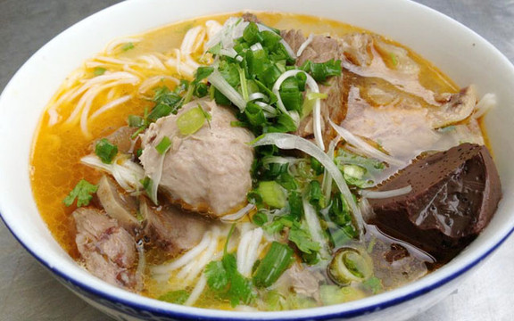 Bún Bò Bà Thủy