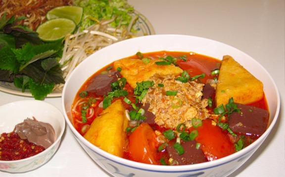 Bún Riêu Minh Phát - Đường 30 Tháng 4