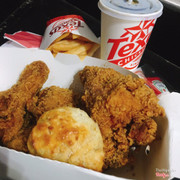 texas gà cũng ngon bằng KFC & LOTTERIA