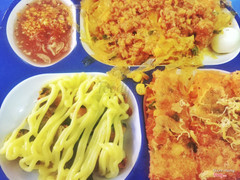 Combo3b cuốn chiên sốt thịt