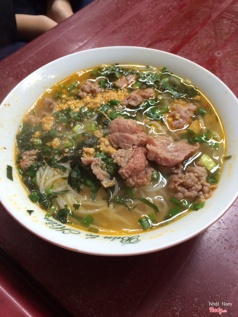 Bún riêu bò