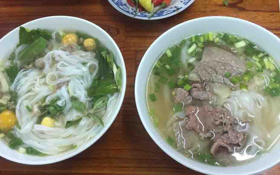 Mai Hoa - Phở Gà Chặt