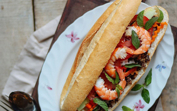 Bánh Mì Nướng Sa Tế