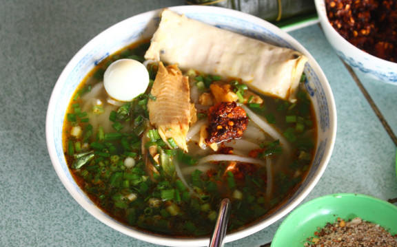 Bánh Canh - Lê Huân