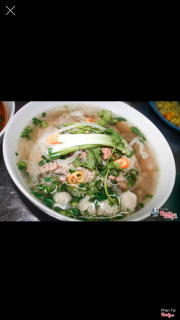 Phở tái bò viên