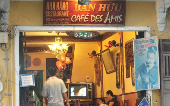 Bạn Hữu Restaurant - Des Amis Cafe