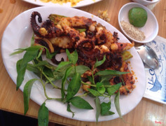 Mực nướng sa tế 