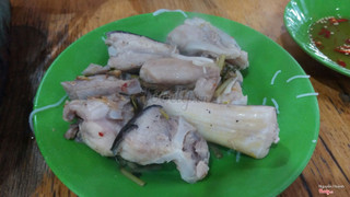 Phần cá đuối này của lẩu lớn nha