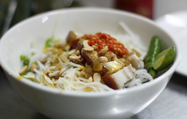 Bún Mắm & Bún Thịt Nướng - Chợ Mai