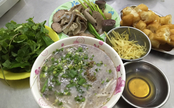 Cô Nga - Cháo Lòng & Bún Thịt Luộc