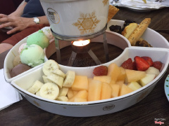 Trái cây ngon cực, chấm với socola hoặc dâu