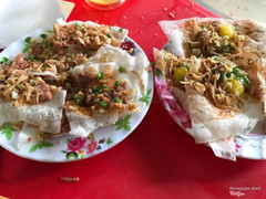 Bánh tráng trứng + bánh tráng pate