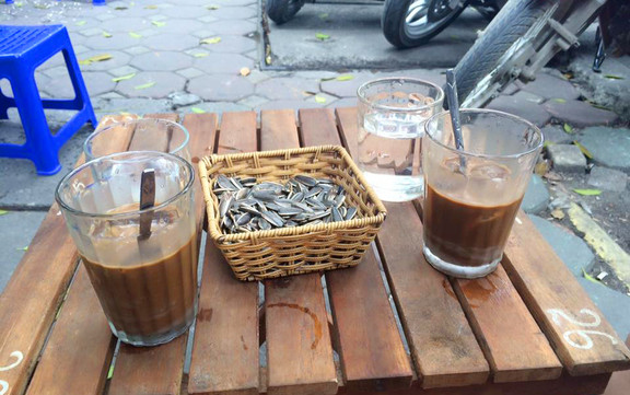 Nhân Cafe - Trần Quý Kiên