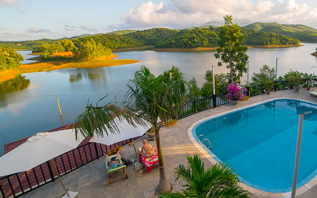 Phong Nha Lake House Resort