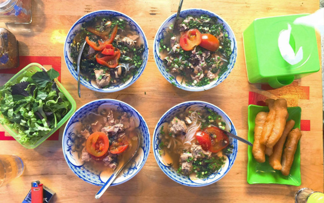 Bún Ốc Sườn Cô Sáu - 354 Bạch Mai