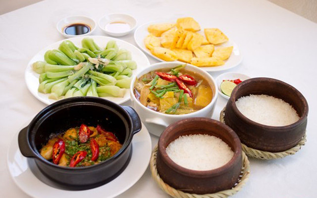 Cơm Niêu Việt Restaurant