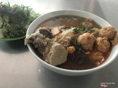 Bún riêu xương thần thánh đẩy tan giá lạnh Đà Lạt...