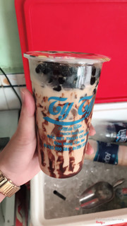 Trà sữa socola & trân châu trắng - đen chỉ có 22k 