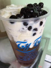 Trà đào milk foam cho ngày mới nhé cả nhà ❤️❤️  Quán Ty nay có thêm : Hủ Qua Cà Ớt nhồi cá thát lác  ---Địa điểm : 574 Cô bắc p.cầu ông lãnh quận 1  ---Ship tận nhà : 01285000581 (4ly trở lên ) ( 10 miếng hủ qua )