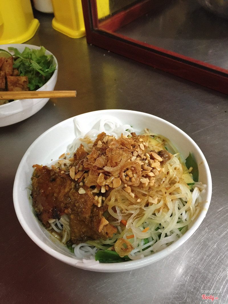 Bún thịt nướng