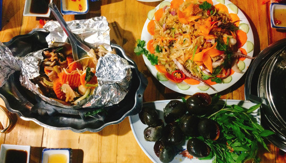 Quán Cây Si - Quán Ăn Gia Đình