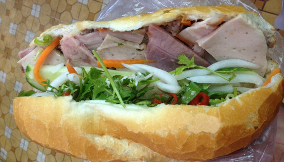 Bánh Mì Trung Xuyên