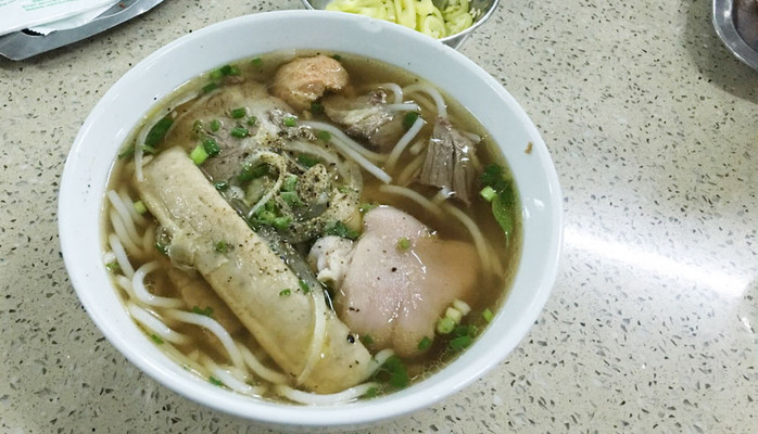 Bún Bò Đông Ba Gia Hội - Nguyễn Hữu Cảnh