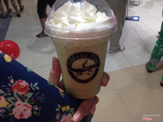 Matcha trà xanh ở quầy đồ uống thì rất dở nhé :(