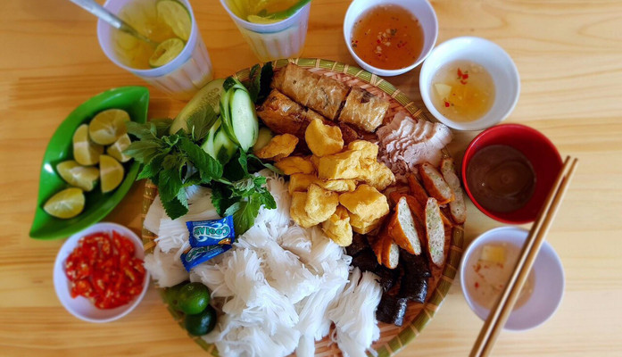 Bếp Nhà Chi - Bún Đậu, Ăn Vặt & Trà Sữa