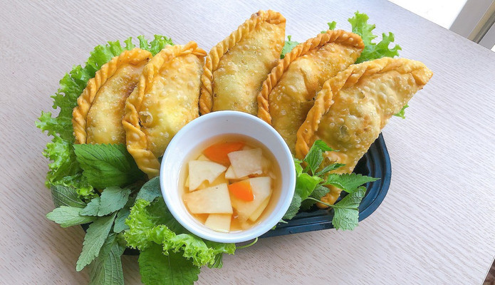 Bánh Gối Ngon Cô Minh - Bánh Gối - Lê Trọng Tấn