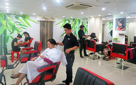 Salon Ngọc Nữ - Hoàng Hoa Thám