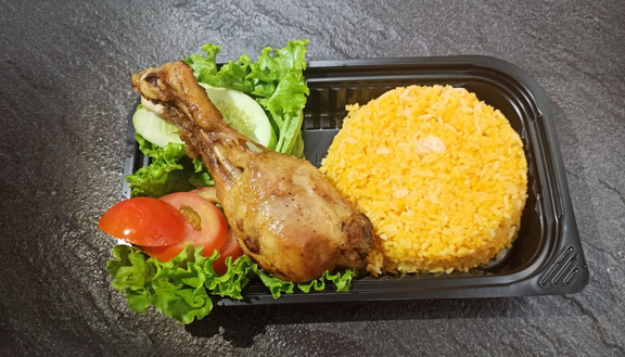 Cát Tường - Cơm Gà Sốt Mật Ong