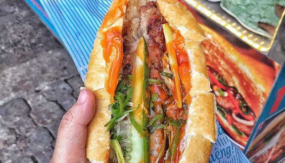 Bánh Mì Thịt Nướng Tư Long