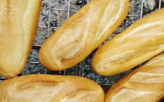 Tám Ba - Bánh Mì Thịt Nguội