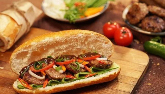 Bánh Mì Cô Mến