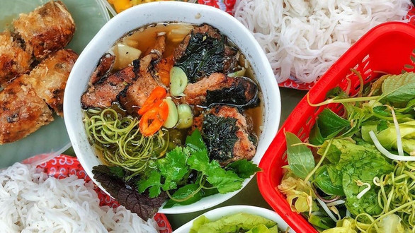 Bún Chả Hàng Mành - Bến Vân Đồn