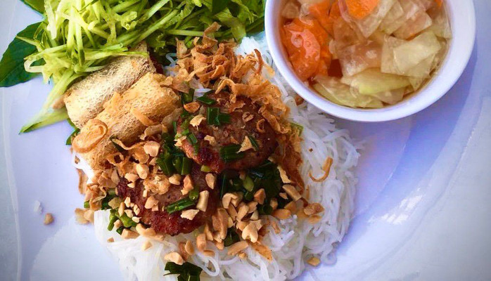 Bún Chả Uyên Vy Phú Tảo - Nguyễn Ái Quốc