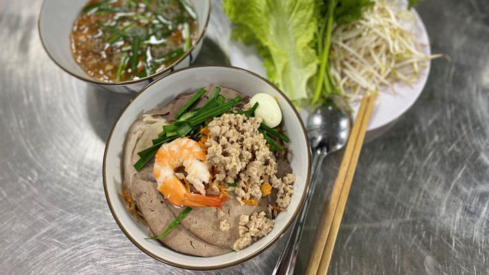 Hủ Tiếu Nam Vang & Bún Riêu Cua & Coffee - Dương Nguyễn